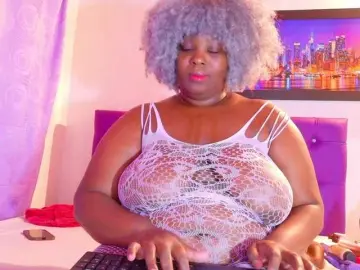 Bongacams Watch Live Sex Cams of ebony-NeighborMoans