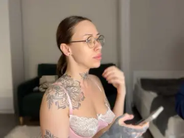 Bongacams Adult Webcams of IRAONIC