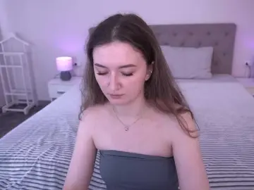 Bongacams Live Sex of CyrenaLuxe