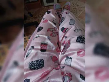 Bongacams Watch Live Sex Cams of ZaraSss