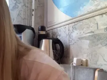 Bongacams Sex Cam of HerminiaLanting