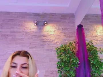Bongacams Private Sex Chat of AngelInSinn