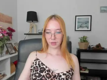 Bongacams Watch Live Sex Cams of foxSonya
