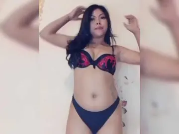 Bongacams Nude Webcam of Doudou261