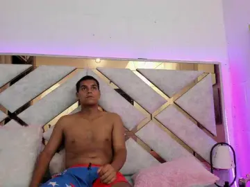 Bongacams Watch Live Sex Cams of celestesderek