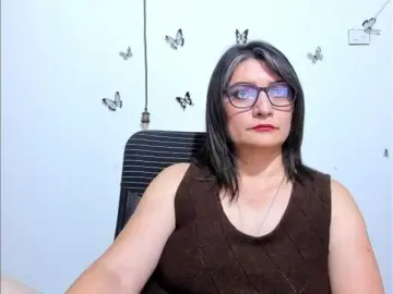 Bongacams Free Live Porn of Amie-Adams82