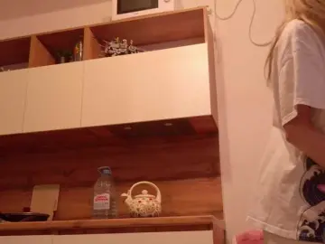 Bongacams Live Sex of b4by-Emilia