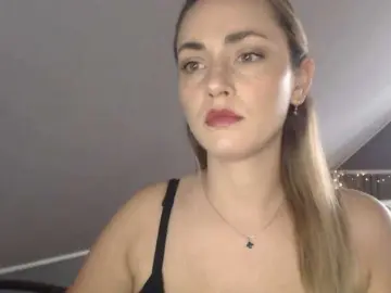 Bongacams Private Sex Chat of ScarlettXQueen