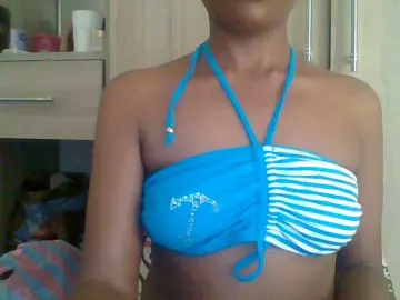 Bongacams Best live sex cam show of Hotchille
