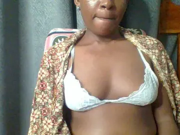 Bongacams Live Sex Cam of Hotchille