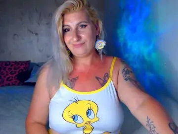 Bongacams Best live sex cam show of LilithGreen