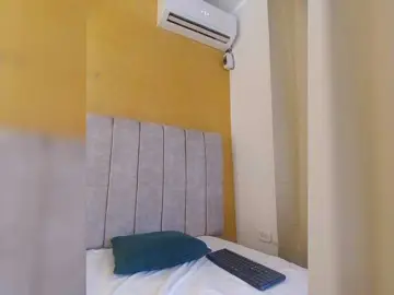Bongacams Private Sex Chat of lexyfyre