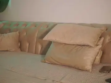 Bongacams Watch Live Sex Cams of GiaInked