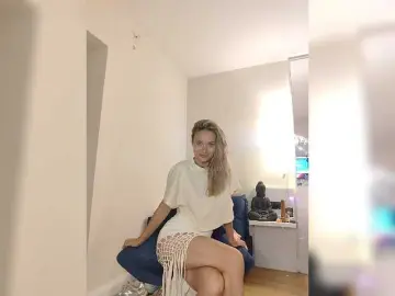 Bongacams Live Sex Cam of Lola3000