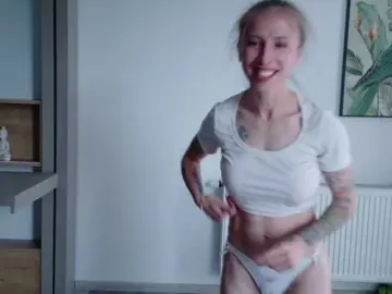 Bongacams Free Porn Cam of DiddySweet1