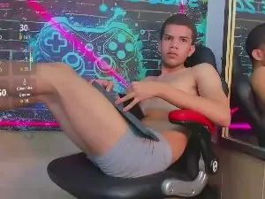 Cam4 Nude Webcam of The_Gabee