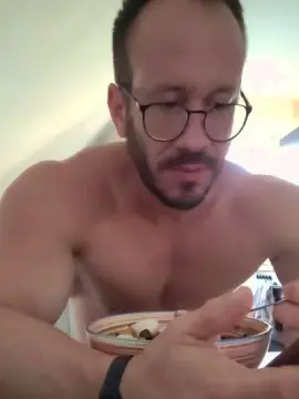 Cam4 Private Sex Chat of yumyum18
