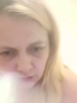 Cam4 Sex Chat of lapetitecoquin3