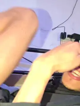 Cam4 Free Live Porn of tielmendezlopez