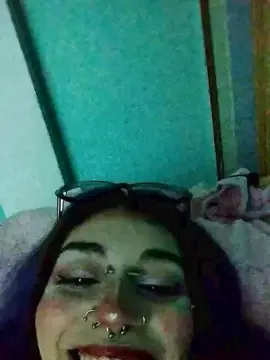 Cam4 Live Sex Cam of Yoli_dolly666