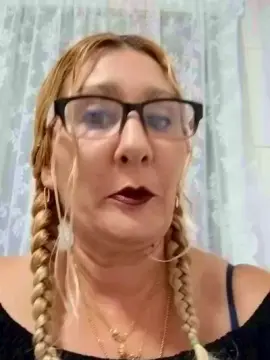Cam4 Free Live Porn of CristinaSexy077