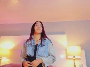 Cam4 Nude Webcam of Lyaa_sweet