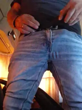 Cam4 Watch Live Sex Cams of laky