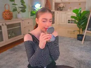 Cam4 Free Porn Cam of LilianHathaway