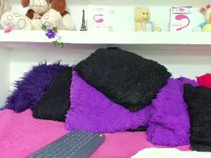 Cam4 Nude Webcam of lucia_ass
