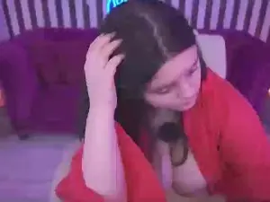 Cam4 Live Sex of LittleeShy