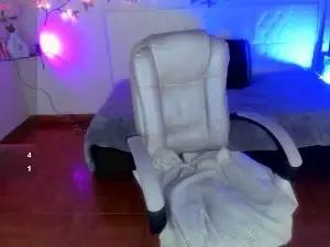 Cam4 Private Sex Chat of Tiana_27
