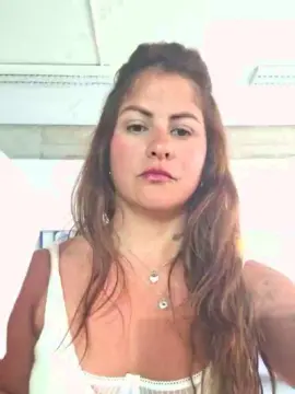 Cam4 Live Porn of velvetdesirexxx