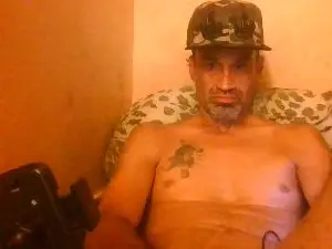 Cam4 Live Porn of GrandDaddypurp