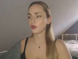 Cam4 Watch Live Sex Cams of ScarlettAngelX