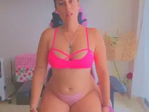 Cam4 Free Live Porn of tatiana2224