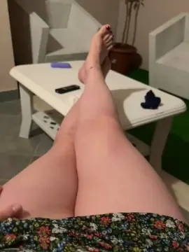 Cam4 Free Live Porn of mammahot