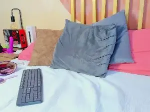 Cam4 Best live sex cam show of Nicole_Angels_