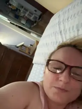 Cam4 Free Live Porn of lucestellata