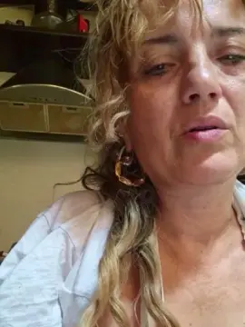 Cam4 Live Porn of C18cri
