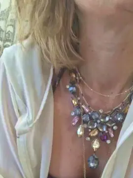 Cam4 Live Porn of C18cri