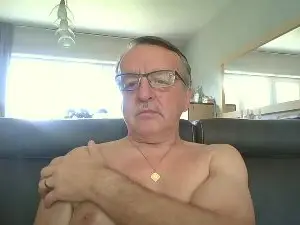 Cam4 Adult Webcam of oldtimer160