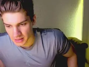 Cam4 Nude Webcam of MaxKaidenn