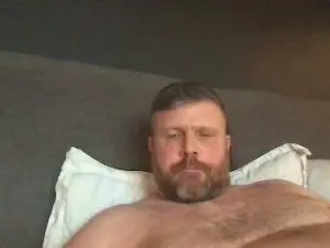 Cam4 Live Sex Cam of beatsuk3