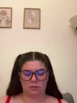 Cam4 Live Sex of beb2hot