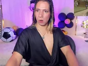 Cam4 Live Porn of TylerBloom