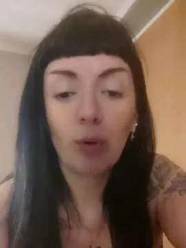 Cam4 Live Sex of Wildrousse