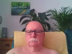 Cam4 Watch Live Sex Cams of carebear2022
