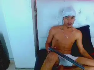 Cam4 Free Porn Cam of angel_foxc_