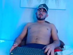 Cam4 Sex Cam of Michaell_twinkk