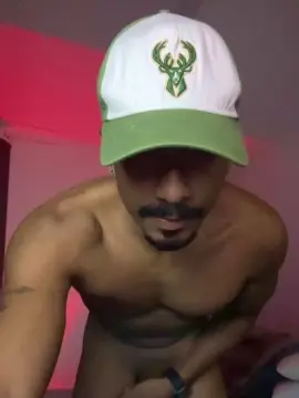 Cam4 Free Porn Cam of Everton2123
